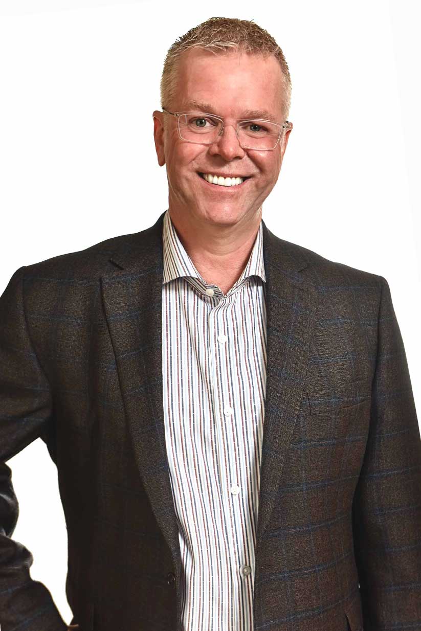 Dr Peter Manzer | North Calgary Dentist | Sandstone Dental